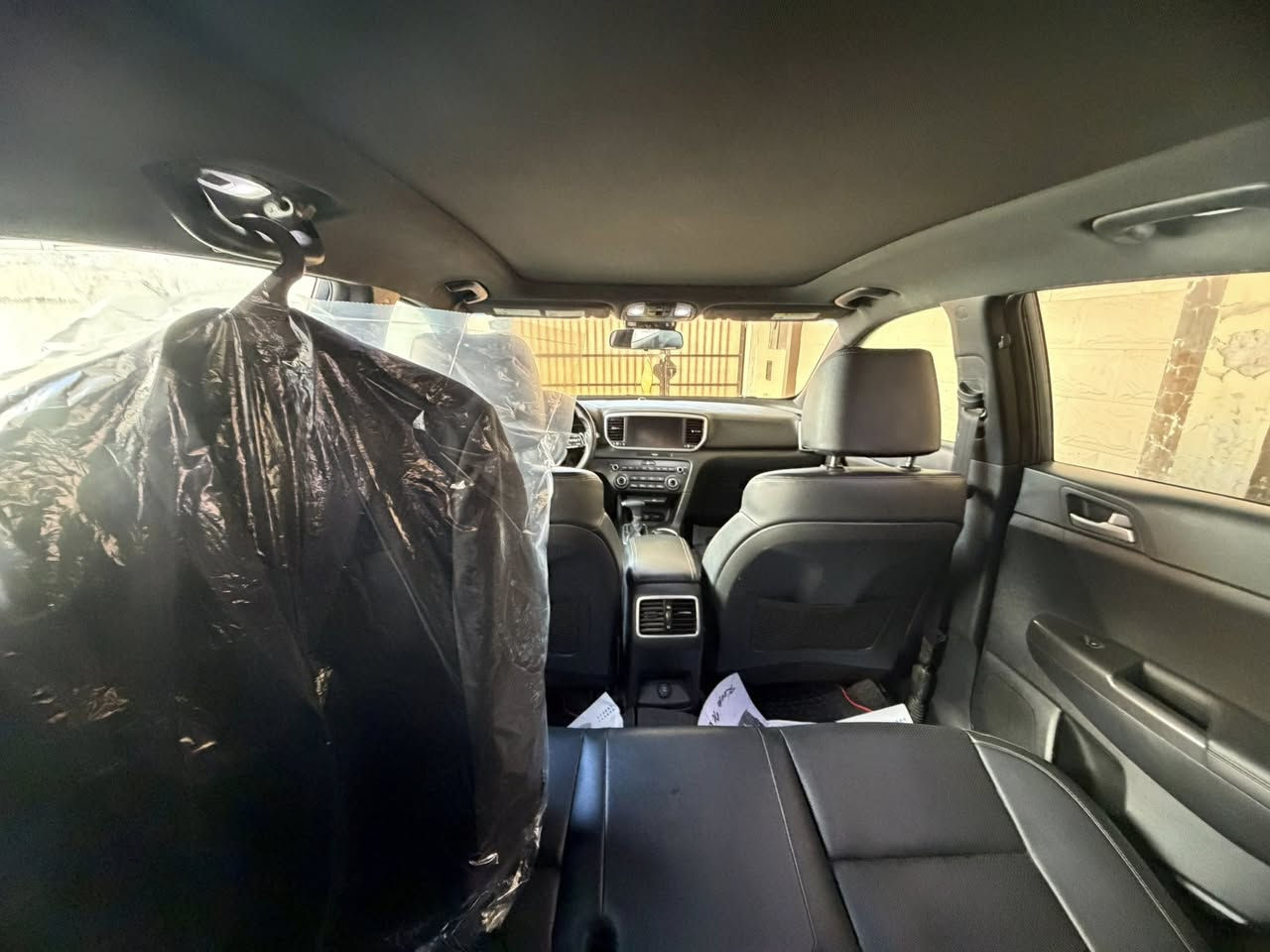 سبورتج موديل 2022 بترابها وتخبل
ماشيه 85 مايل
فول مواصفات
دركه رياضي
بنوراما 
رادار امامي 
توقف ذاتي 
قياده ٣ انواع 
كير  محرك مكفولات
الباب الخلفي مبدل 
وشويه بالباب امامي
بدون ايرباك 
مابيقه نقص برغي

💎 ســعــر ✅ ::  ١٧٥ وبي مجال 

مكان السيارة: بغداد
رقم صـــاحب سيارة: ***********
