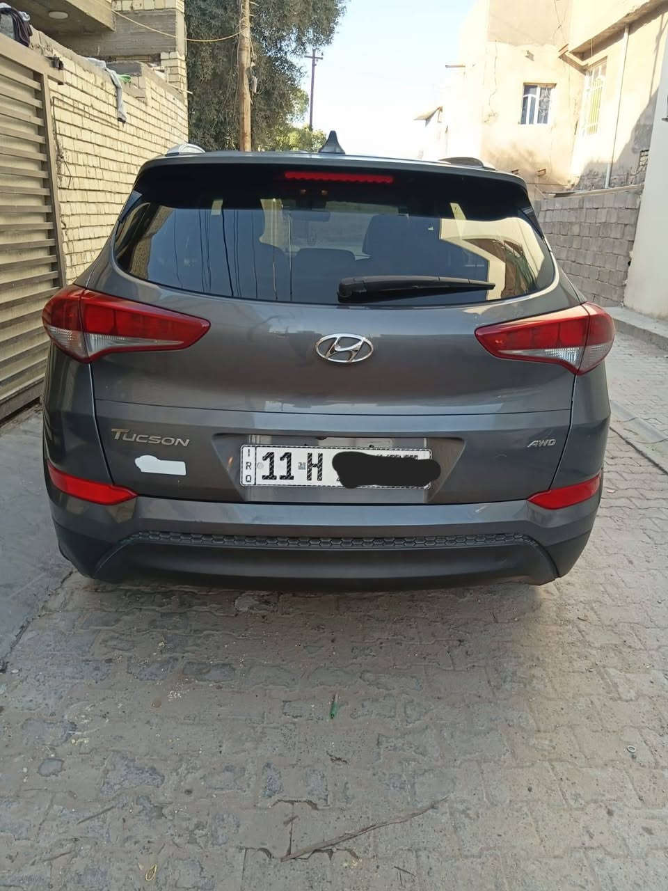 السلام عليكم بيع ومراوس توسان موديل 2018 كلين مكفوله من الصبغ اوحتى البارد كفاله عامه مواصفات كشنات جلد كشنات كهرباء محرك 2400 فور ويل  لد امامي زنون تخم تاير جديد تبريد كشنات تدفئه باقي مواصفات معروفه صدر كلى جديد مابيها كل نقص رقم بغداد بسمي جديد  السعر ١٦٠ اوبيها مجال ***********
