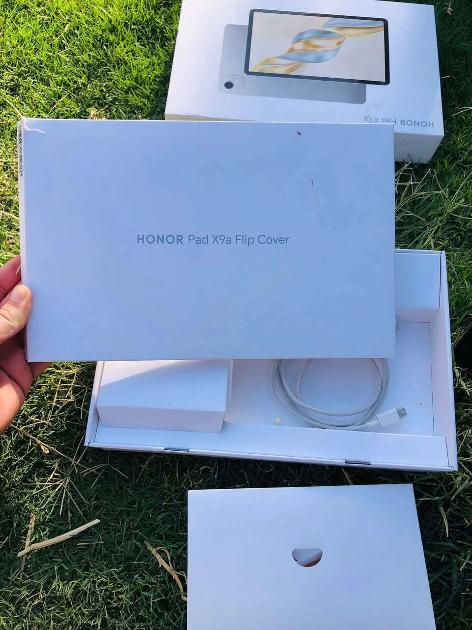 جديد والله هو وغراضة(السبب محتاج فلوس )
صارله شهرين 
جماعه 250 لحد يجي ❌❌
♥️Honor pad x9a
البطاريه تدوم يوم ونص 
يجي ويا گفر☑️ 
شحن سريع ٣٥ دقيقه من الصفر الى ١٠٠
١٢٠فريم العاب خفيفه 
يتحمل العاب ثقيله 
شاشه١١.٥ كلش جبيره  واضحة اقسم بالله تحفه
 للدراسه للاعاب للتصفح 
وزنه خفيف كلش مثل وزن الريشه
ذاكره 128
نضام ماجك. مدعوم الايباد بالذكاء الاصتناعي بالكامل 
حتى   من ناحيه. تحكم صوتي 

 جوده الصوت ٢٠٠اربع سبيكرات

بي نضام قراءه وكتابه 
ونظام حمايه بصر 
السعر 345  وبي مجال✅✅
سعر الجديد 390الف
وهذا هم جديد والله ما ودي ابيعه بس محتاج اقسم بالله ايبادي الشخصي هذا 
بروح ابيكم المو شراي لا يكسر بي ذمة بركبته 
 مراجعه على اليوتيوب 
عنواني بابل  واذا غير محافظات اشوف شركة توصيل وواصله


**إذا كنت صاحب هذا الإعلان وتريد حذفه لأي سبب، رجاءا أرسل رسالة إلى الدعم الفني**