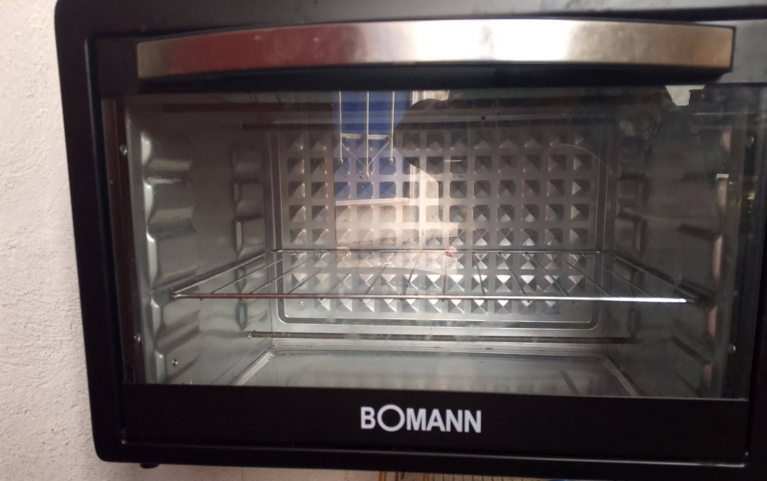 اوفن للبيع السعر 75 وعندي بعد غراض مطبخ لللبيع الاوفن بعده كارتون مستخدم أقل 8 مرات كلش جديد افظل ماركه بي كلوب داخلي وبي منبه وبي تحديد الوقت وبي تحديد درجة الحرارة وبي ظبط الوقت شكد تردون 5دقائق ويفصل ساعه نص ساعة بكيفكم ونار من فوك وتحت وبي صينينه وبي  هاي الشبجه افظل نوعيه صناعته و الجديد ب 125 اريده ب 75


**إذا كنت صاحب هذا الإعلان وتريد حذفه لأي سبب، رجاءا أرسل رسالة إلى الدعم الفني**