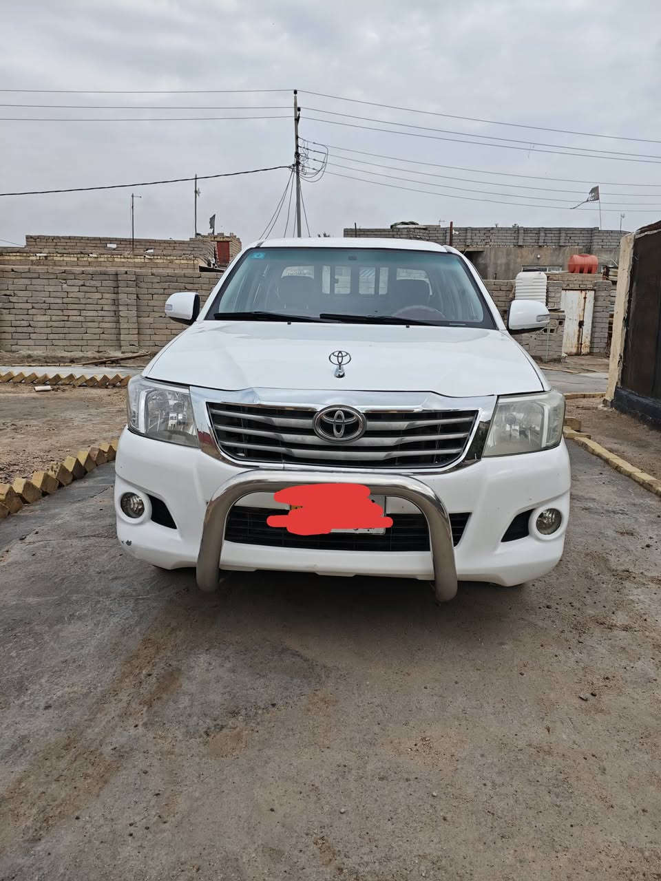 السلام عليكم رجاءا اقراءه التفاصيل كامله... هايلوكس فلاونزه گير عادي 2012 جاهزه من كلشي مكفوله من التبديل والصبغ عدا الماأاشر بالصوره والصبغ فقط في المصطره وبارد بالقماره قليل اثر سقيفه وحتى فتح مابيها سياره جديده رقم بصره سنويه لل2027 مكينه لاتبخير ولاتنقيص تخم تاير جديد حداده جديده كهربائيات عامه شغاله دواخل كارتون حتى بارد مابيها شي قليل كلش السعر 145 وبيهه مجال المكان البصره قضاء المدينه ،،، سياره مال جناي ‏‪‏***********
