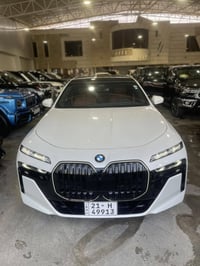 نحن اسره وكادر معرض المهره لتجاره السيارات الحديثه 🚙 نقدم لكم ارقى تحي...