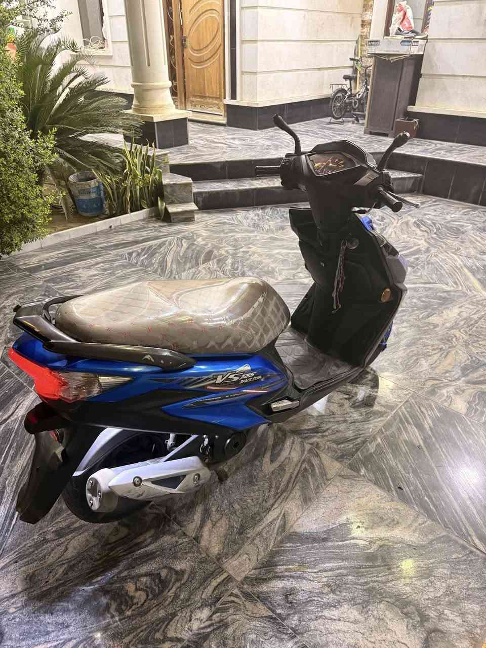 السلام عليكم 
هاوجي VS
مرقم تحويل ثاني يوم
النظافة 98‎%
للبيع او مراوس هاوجي DF
المكان الرمادي
السعر ***********
