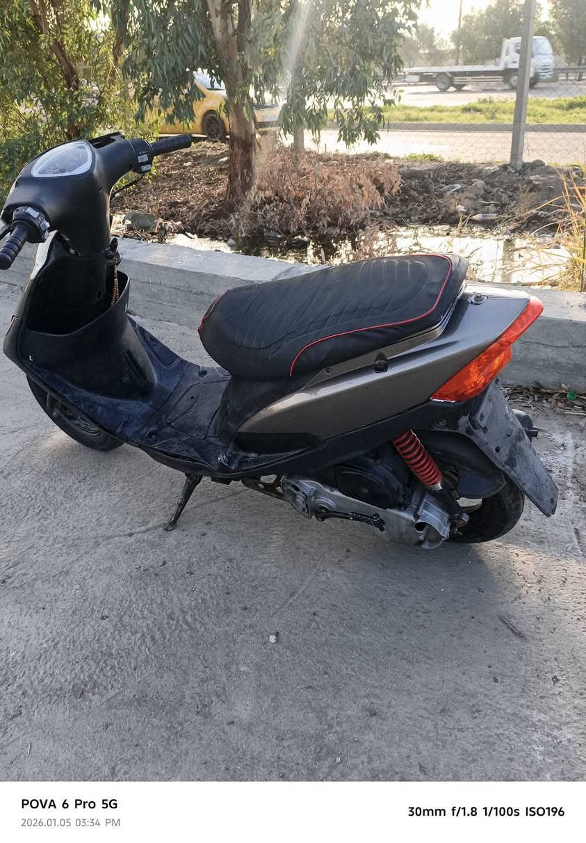 السلام عليكم دراجه ماكس عدله للبيع بيه نواقص بسيطه شغاله هندر واحد باي وقت سعر 350 قفل موجود خاص مكاني الدولعي او الشعله
*********** او واتساب
