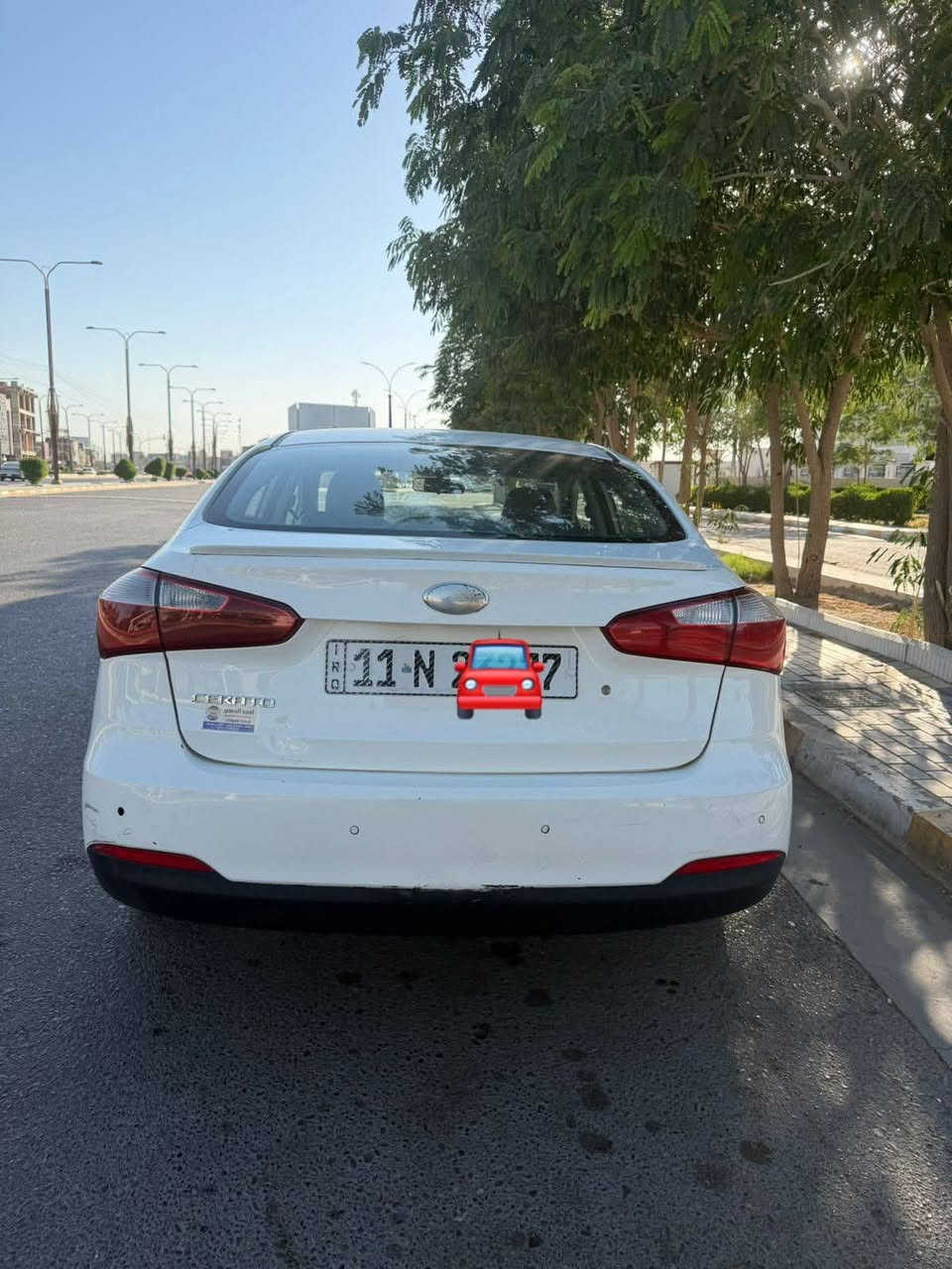 السلام عليكم.. 
كيا سيراتو خليجي 2014
محرك 2000 
ماشية 140 الف
سياره مكفوله من الضربه فقط الدعاميه الاماميه مبدله السياره بحالة جيده من الداخل والخارج صدر السياره جديد تايرات مبدله جديد
سياره باسمي تحويل ثاني يوم رقم بغداد الجديد . مكان السياره فلوجة- الانبار 
السعر: 117 ورقه وبيها مجال للاستفسار
***********

