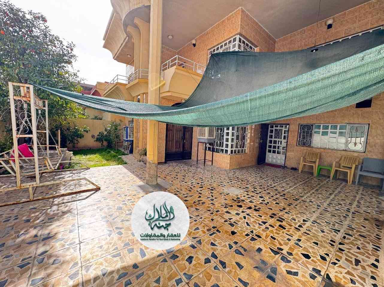 دار للبيع من طابقين بناء نظيف جدا الموقع حي الضباط عدن 
المساحة 280متر واجهة 14 
للمزيد من المعلومات التواصل معنا على الأرقام 

***********
***********
او زيارة مكتبنا الكائن في كركوك
الفرع الاول طريق بغداد قرب اسواق غندوره

الفرع الثاني حي عدن مجاور جامع تحسين صوراني
