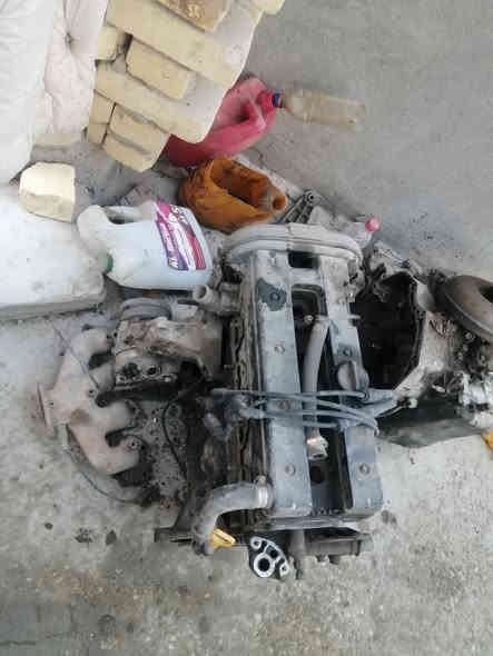 غراض فورنزه للبيع
ضفيره وعقل وسلكتر كير جدد شرط

محرك بيه تنقيص بس دخان من الكزوز ماكو

داينمو

سلف

باور

كير بيه الرابع مايجي

شوته جديده

***********
