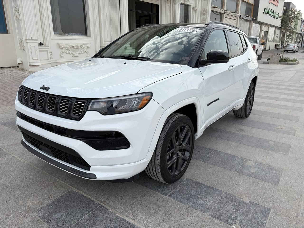 Jeep Compass LlMITED2024 4X4
جيب كومباس 2024
 دخول جديد كتاب شهداء  ذي قار
 فول مواصفات 1/1
ماشيه 17 الف ميل 
 الحادث:  تبديل دعاميه اماميه فقط 
محرك 2000 تيربو – 4 سلندر
 دفع رباعي 4x4
لون أبيض مع سقف أسود
سقف بانوراما
 تبريد ممتاز
 LED نهاري
شاشة فولHD
بصمة تشغيل
 دخول ذكي
كاميرا خلفية
تحكم ستيرن كامل
حساسات
رادارات بالمري 
رادار امامي 
تريد قطعتين امامي خلفي
جاهزة مابيه نقص 
مكان السيارة الناصريه
الاستفسار ***********
