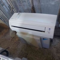 للبيع سبالت مستعمله وجديد العنوان بغداد جميلة سبلت DAIKN واحد طن انفري...