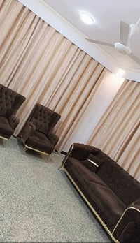 تخم • ٨ مقاعد • الشرطه الرابعة