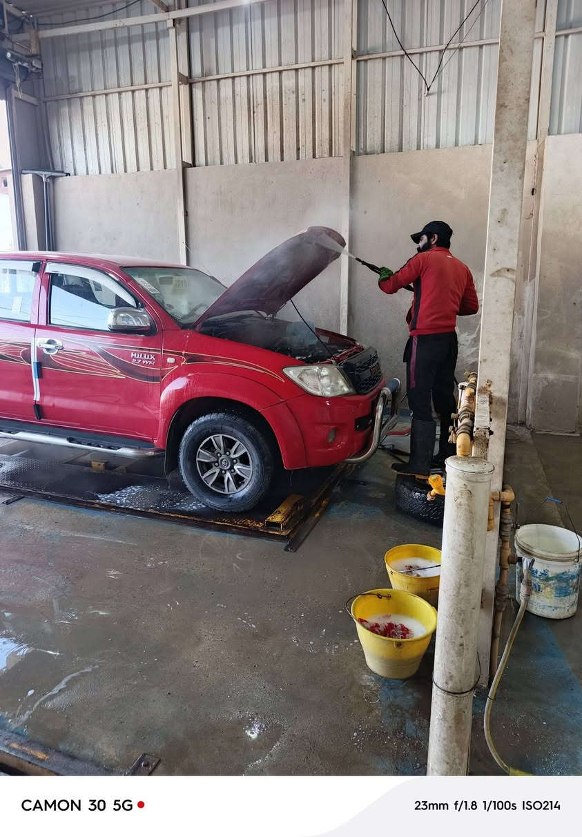 بيكم تيوتة هايلوكس سعودي فور ويل موديل ٢٠١٠ كير عادي سيارة جديدة سنوية لل ٢٠٢٨ شرط التحويل بس لدعامية المامية مرشوشة كلير الباغي كفالة مكان السيارة أبوغريب خان ضاري سعر١٨٥ بيها مجال ***********
