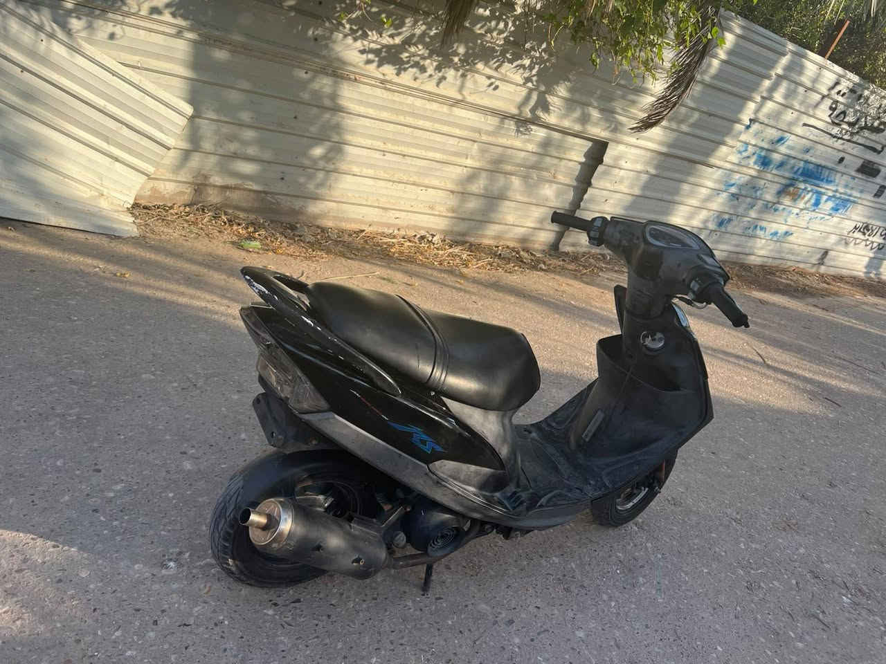 مكلف بل ناشره السلام عليكم درجه لا بيع ماكس عدله درجه سلف هندر درجه برغيه ماناقصه مكينه خرسه درجه ماله حاويه درجه شلعه او معدله ***********السعر خاص
