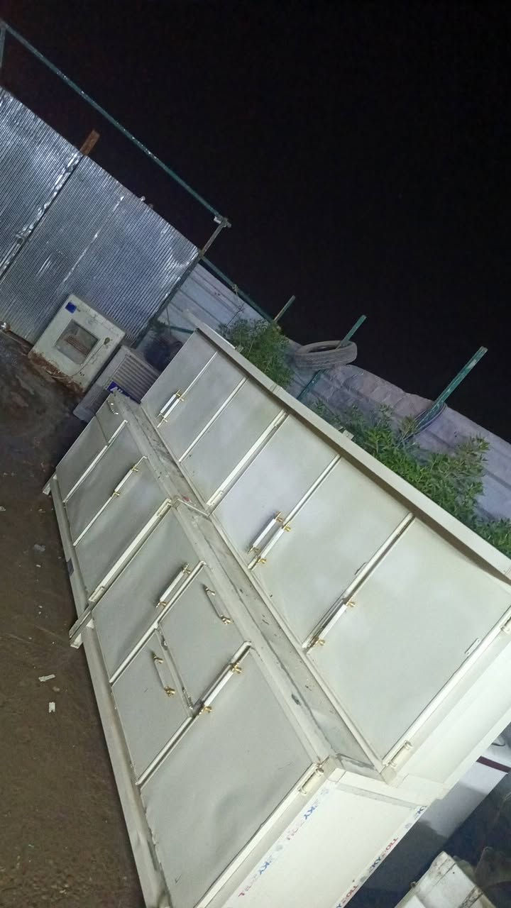 السلام عليكم كاونتر 4قطع نضيف جدن مابي اي ضرر بدون سنك ابو غريب مقابل حليب بلادي المنسيه ***********بي واتساب
