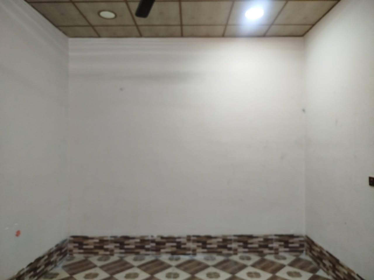 رقم اعلان۱۰٥۹
نوع عقار رقم
دارللبيع۱۰۰متر كركوك بنجاعلي قرب شارع سب قريب محل مبايل كوجر بيت كلش نظیف فول سراميك موقع فول خدمات شارع عريض وتبليط
يتكون غرفة نوم
استقبال
مطبخ
صحیات
كراج سياره
سعر٤۲ملوين بي مجال
للاستفسار
۰۷٥۰۳٦۳۹۲٥۸واتساب
۰۷۷۰۱۳۳۰٤٥٥فايبر
عقارات نيشتمان في كركوك
