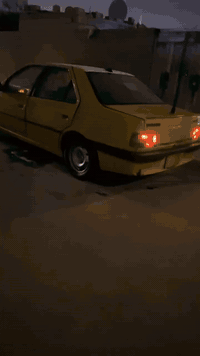 السلام عليكم بيجو 405رقم بصره وراعيها بالبصره بس متواصله اليه هيج أتكفل سرقه وحلال وحرام سياره جاهزه مكينه خير من الله تخم تاير حداديه فول تجي كبل تطلع لشغل سياره سياره مال خبزه سعرها (10)ورقات وبيها مجال حك الجيه المكان زبير رقمي ***********بس واتساب يشتغل
