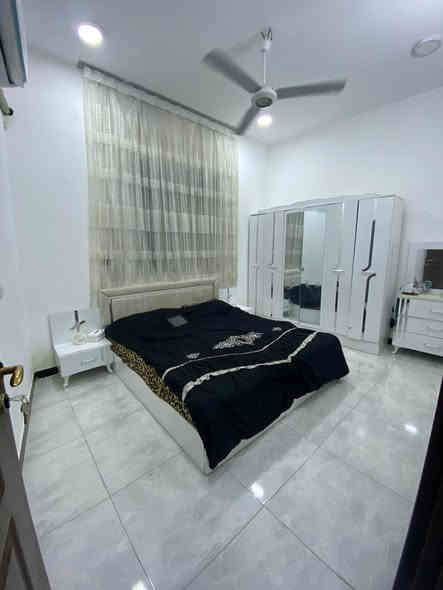 بيت زراعي سند 25 مرقم بلديه مشمول بل تطويب للبيع المساحه 120 متر واجهه12 نزال 10 بناء زيرو
استقبال
2غرف نوم
مطبخ
صاله 
2مجمع صحيات
العنوان حي الامين شارع التنانير
السعر ٧٠ مع المجال البسيط
***********
