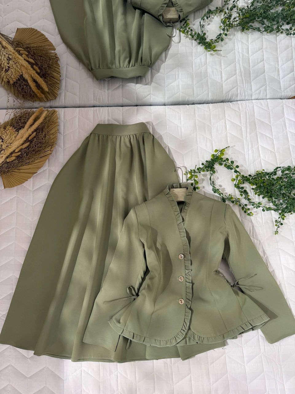 قميص مع تنورة

📐القياسات المتوفرة:38-40-42-44-46-48


**إذا كنت صاحب هذا الإعلان وتريد حذفه لأي سبب، رجاءا أرسل رسالة إلى الدعم الفني**