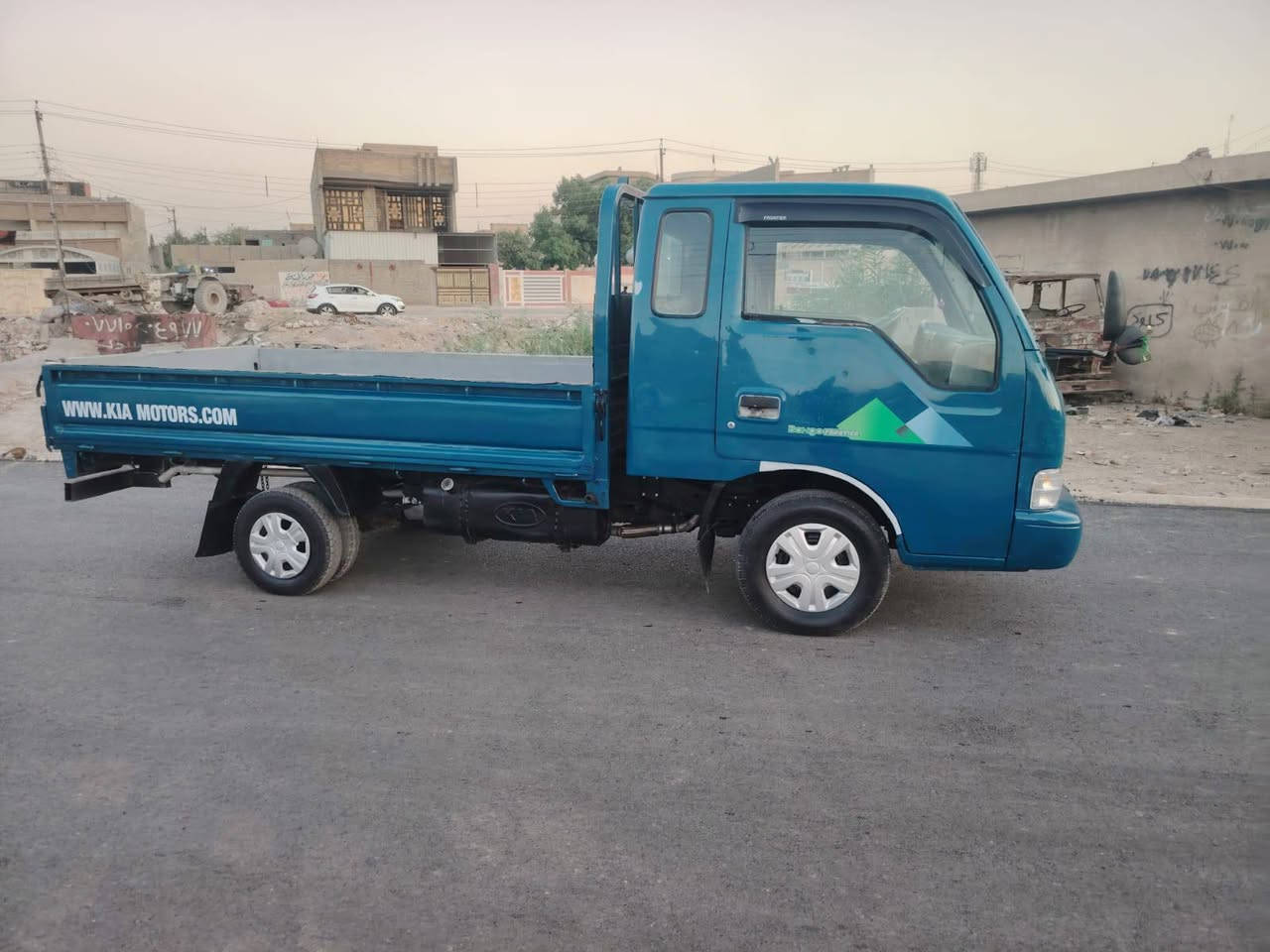 سلام عليكم سياره البيع موديل 97 مكينه وكير وكسن وشاصي راقم شاصي تحويل ثاني راقم انكليزي بغداد قرفه بلادي كهربيات كله شغاله  سياره جاهزه من كلشي سعر 60 وبيه مجال
***********
