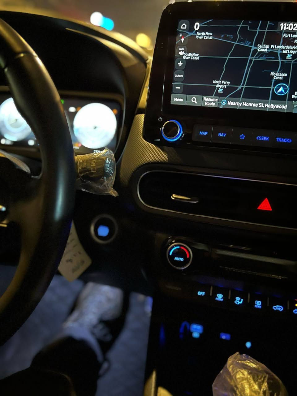 السلام عليكم  شباب هاي سيارة عارضها للبيع فول مواصفات  مكاني بغداد البياع  الشراي ادخلي خاص وبيك خير وتدلل علسعر وموضح كلشي بالصور


**إذا كنت صاحب هذا الإعلان وتريد حذفه لأي سبب، رجاءا أرسل رسالة إلى الدعم الفني**