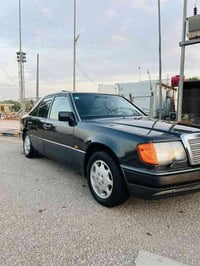 مرسيدس • ١٩٩٢ • رقم بغداد