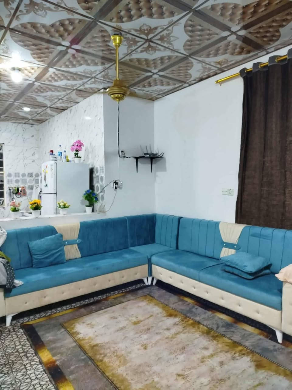 سلام عليكم 
دار للبيع   طابو زراعي  اقرار محكمة جاهز للتطويب 
المساحة ١٠٠ متر   بناء جديد 
يحتوي على غرفة وصالة واستقبال ومطبخ مفتوح على الصالة 
وصحيات داخلية وخارجية
خدمات كاملة 
كهرباء وطني قوية ماي قوي خط مولدة 
خط سيارات   مدارس ابتدائي ومتوسط
المكان النجف الاشرف   البراكية   شارع المعمل   خلف مدرسة الازدهار  قريب على الشارع 
السعر المطلوب 28 وبي مجال***********☎️
