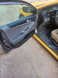 سوناتا مضلع موديل ١١ وارد أمريكي حادثها باب وجملغ جهة السايق وجاملغ ال...