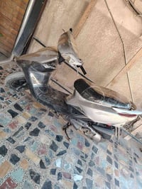 بريز للبيع ب 450 وبيها مجال مكان الاعظميه 07772323228
