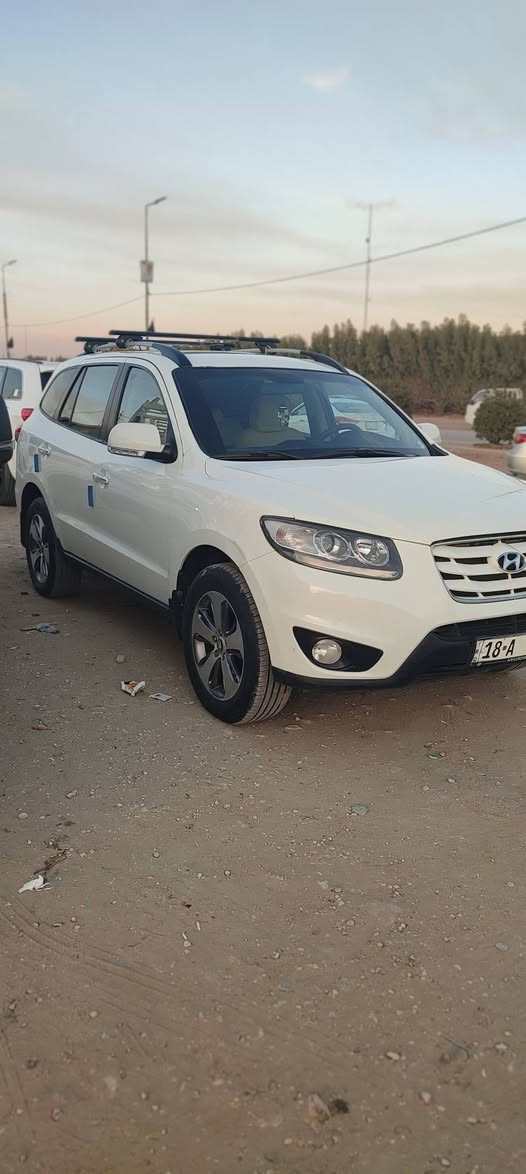 سلام عليكم
للبيع سنتافي خليجي موديل 2010
مكينه 2400دوش
مكينه كير تبريد صدر تخم تاير جديد 
7راكب
فول مواصفات 
بيها 3قطع صبق 
سنويه مجدد 2030 رقم بابل بسمي تحويل مباشر 
العنوان بابل قضاء جبله الاستفسار هـ ***********سعر 130بيها مجال بسيط جداً
