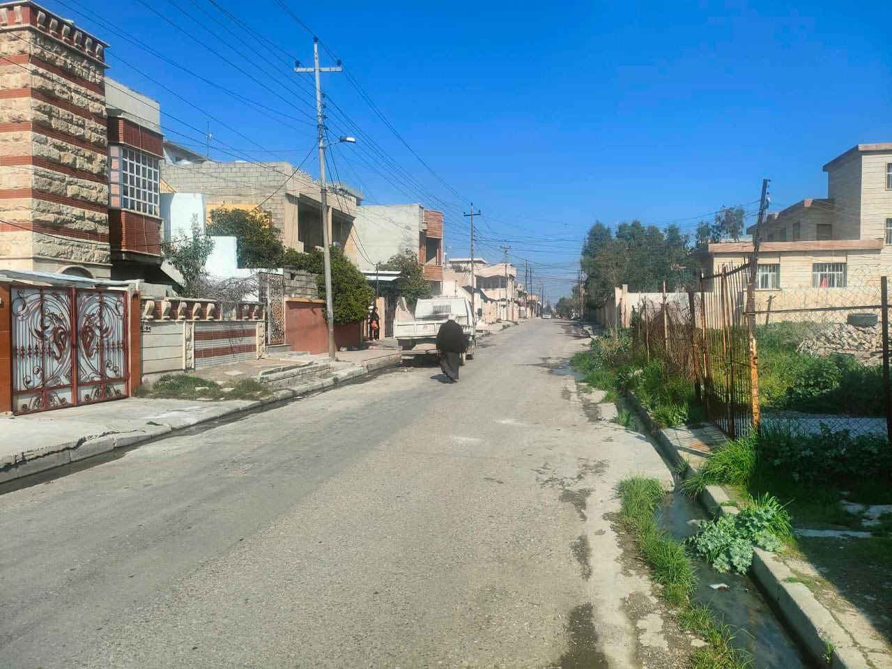 دار للبيع📍
200 متر الجبهه 10 والعمق 20 🎈
القادسيه الثانيه الفرع الثاني بعد مول الكوثر أمام ارض البلديه طابق ونصف ملك صرف
للأستفسار اكثر اتصل!📞
***********
***********
