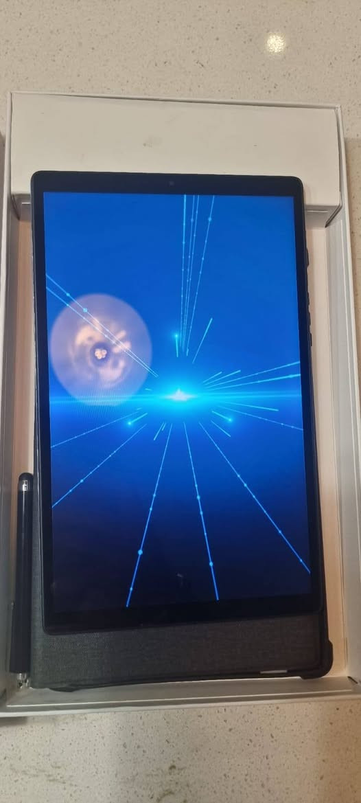 قطعتين تاب  بي سي وحده تشتغل الثانيه خليتها ع الشحن ماكو طافبه متاخذ شحن مواصفات مثل ما موضح بالصوره اثنينهم جدد كامل ملحقات مع حافضاتهم وكيبورداتهم خلي سعر باليرضي الله وبالعافية


**إذا كنت صاحب هذا الإعلان وتريد حذفه لأي سبب، رجاءا أرسل رسالة إلى الدعم الفني**