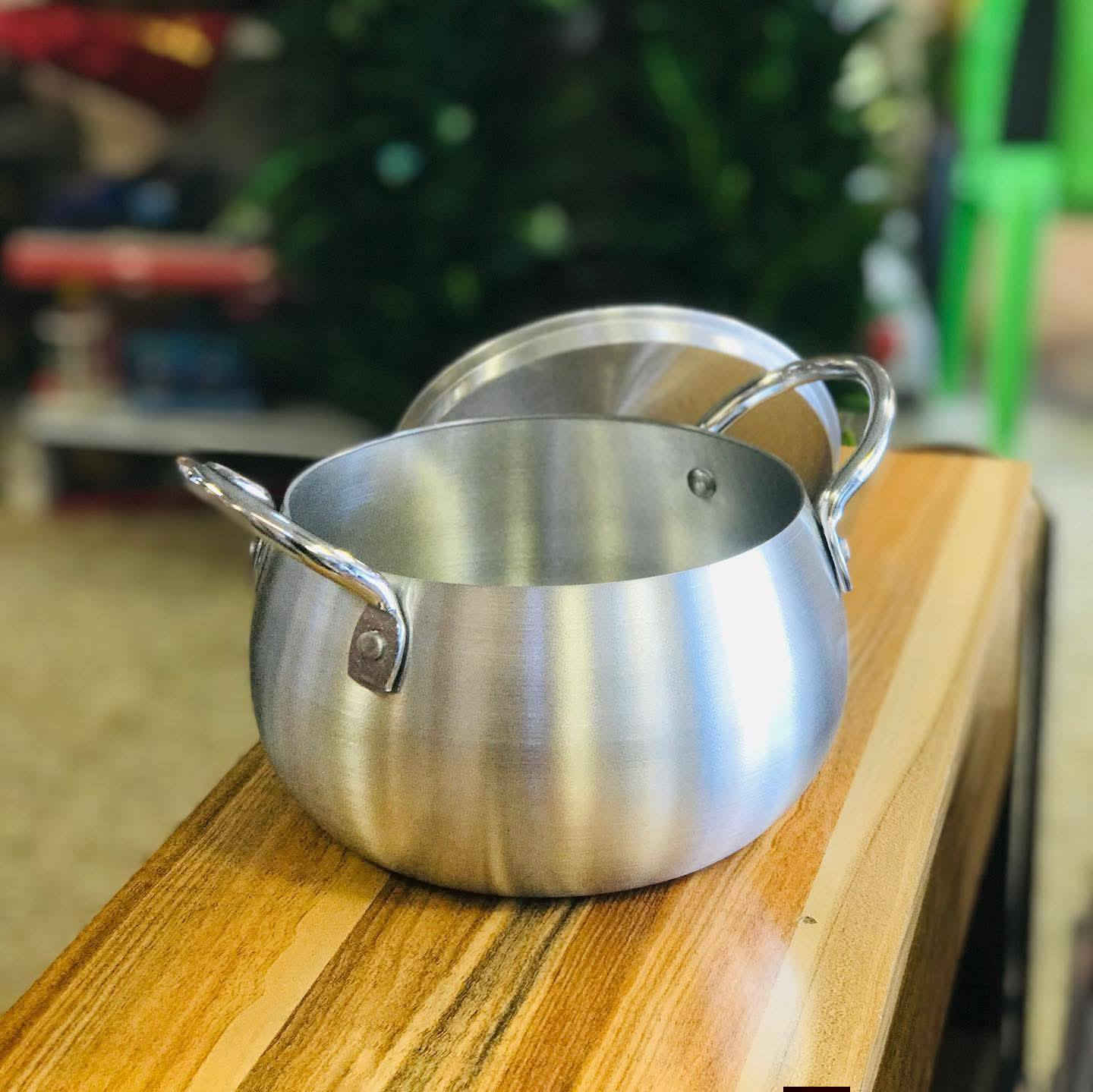 توفر جديد كدر منال العالم الساده الاصلي 
ثقيل الاصلي سيت 5 قطع يكون الكميه محدوده 
قياس 22 سم 20 سم 18 سم 16 سم 24 سم
حجز اوستفسار مراسله الصفحه نرمين علي 
متوفر توصيل فقط


**إذا كنت صاحب هذا الإعلان وتريد حذفه لأي سبب، رجاءا أرسل رسالة إلى الدعم الفني**