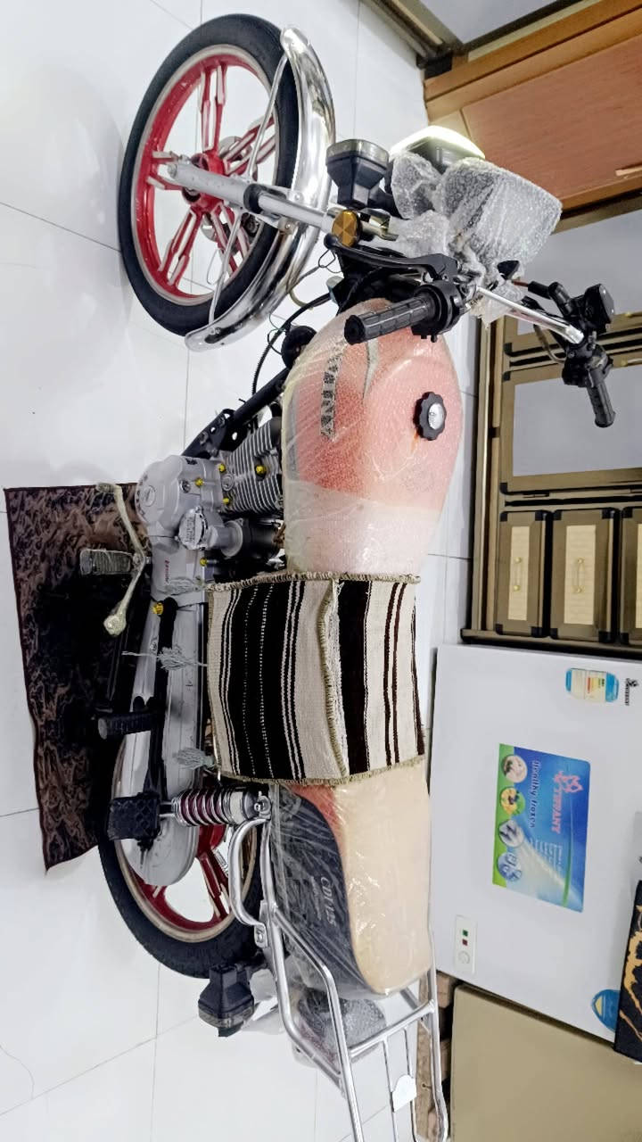 السلام عليكم سيفان موديل 2023 طالعه بدايت ال25 دراجه نضيفه وحلوه شوفت عينك اوراق مال وكيل 5اوراق الشراري يتصل مكاني حله شاوي يم فلكت غرفت التجاره السعر 575 مال بيع مال بيع وهذا رقمي ***********
