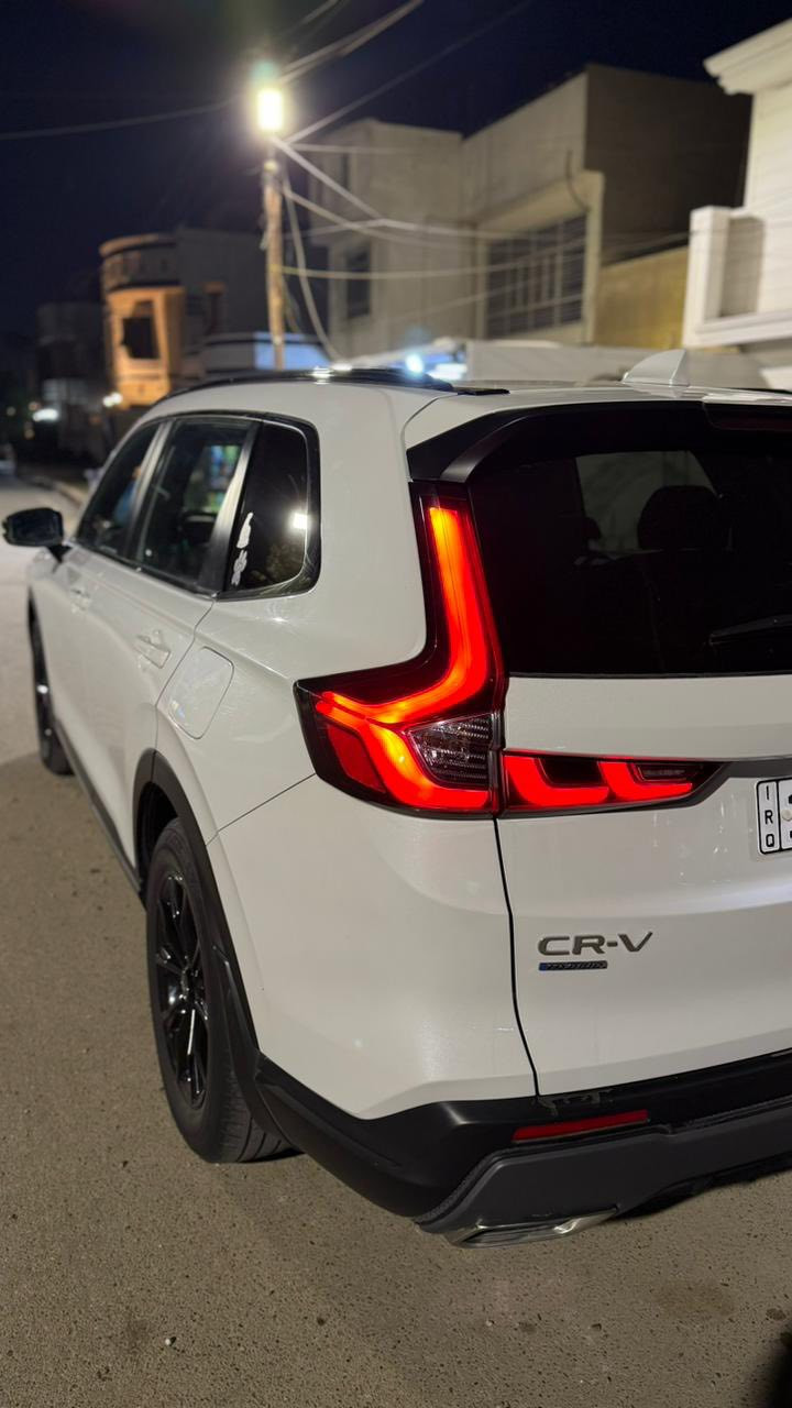 هوندا CRV 2023هايبرد فئة sport  ماشيه 54الف كيلو  للبيع او مراوس
•حادثها موضح بالصور مبدل بنيد بلادي  ارباك دركة بس  

 • مكينة 2000 هايبرد تنفس طبيعي

• كير اوتوماتيك 

• شاشة 

•فتحه

• كاميرا خلفية 3 انظمة

• كرسي كهرباء  لون اسود  

• رادار امامي

• مانع تصادم

• محدد مسار 

• تصحيح مسار

• شفتات بالستيرن

• مثبت سرعة

• مانع انزلاق

• دخول ذكي 

• إنارة ترحيبية

• هندبريك كهرباء

•لايت عدسات زينون

• نظام اوتو لايت Auto

• لايت العالي زنون 

• حساسات مطر 

• حساسات دخول الإنفاق

• حساسات ضغط هواء الإطارات

• أوامر صوتية

• 3 أنظمة قيادة (eco, ev, sport)

• بلوتوث

• مدخل عدد2 تايبسي 

السعر 215 وبيها مجال 

مكاني : بغداد  الغزاليه  

اتصال او واتساب :***********
