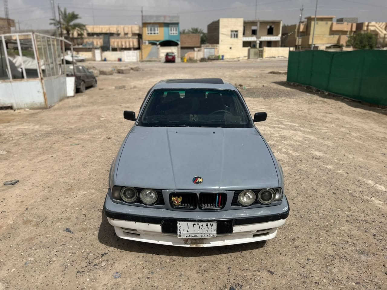 موديل 89 حجم السيارة 520 وحجم المكينه 525 مفتوحه كير عادي رقم صلاح الدين سنويه الئ 27 يله تسقط كير ومكينه شرط ويل خليه 
تنته 

السعر 38

العنوان صلاح الدين سامراء 

‭٠٧٨٨ ٦٨٢ ٧٠٤٣‬
***********
