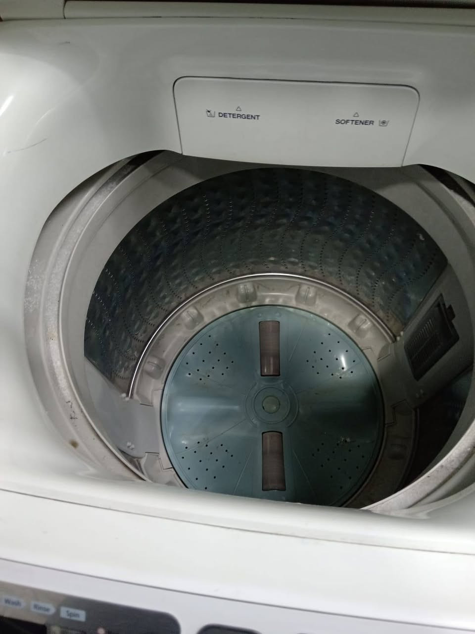 سلام عليكم غسلات سامسونك جدد كل وحد حجم 13 مكان مدينه الصدر ***********
