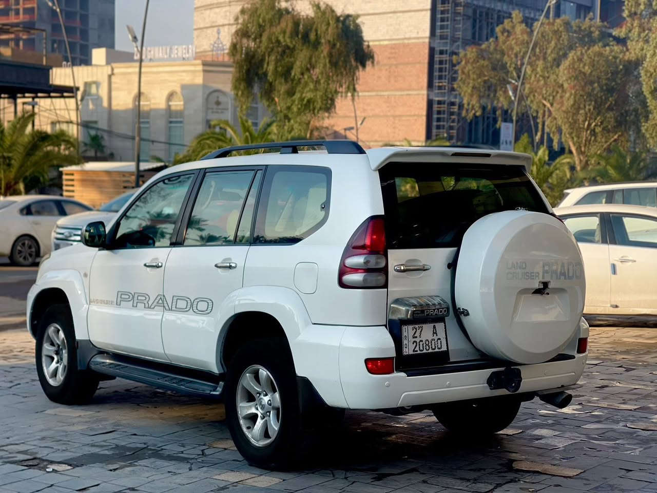 للبيع تويوتا برادو
• الموديل: 2007
 • المحرك: 6 سلندر
 • القير: أوتوماتيك
 • الدفع: رباعي (دبل)
 • اللون: ابيض 
 • الحالة: نظيفة  / استخدام شخصي
 • الهيكل: خالي من الحوادث فقط بارد بخشم الجاملغ الامامي
 • الفحص: جاهز
 ، زجاج كهرباء، مرايا كهرباء، سنتر لوك، ABS

السيارة ما بيها نقص من ناحيه الكهربائيات  فقط ملاحظات  
السعر:155 (قابل للتفاوض بالمعقول)
الموقع: بغداد الكرخ


**إذا كنت صاحب هذا الإعلان وتريد حذفه لأي سبب، رجاءا أرسل رسالة إلى الدعم الفني**