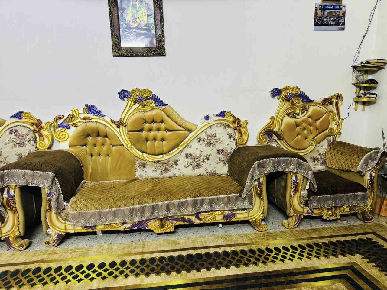 تخم جديد ملكي عدت الاسفنج مالته قبل شهر جديد سعره 650 بغداد البلديات ***********
