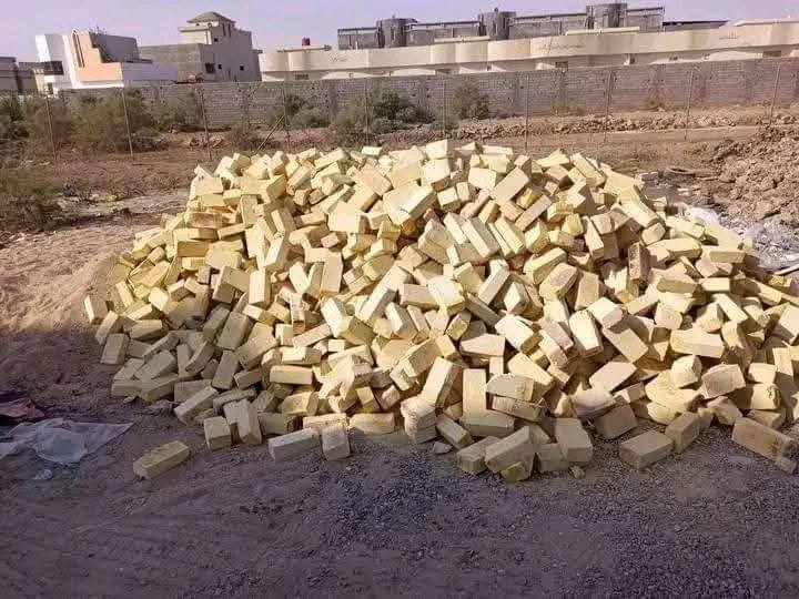 تجهيز طابوق الطيب  عدد السكس  8000الف طابوكه وزيادة 650  / وعدد التك 4000الف  وزيادة 300 الطابوق المتوفر # ***********
انجكتر ✅ بيرنه ✅ درجه اولى ✅ ويوجد كسر درجه اولى 
لكافة انحاء البصره. والعماره   [] حسب الطلب 
للاستفسار  والاتصال مع واتساب [] او  مراسلة الصفحه ////         متواجدين 24 وعشرين ساعه[] لمكان ميسان []  [] انواع الطابوق وكلمن وسعره ***********
