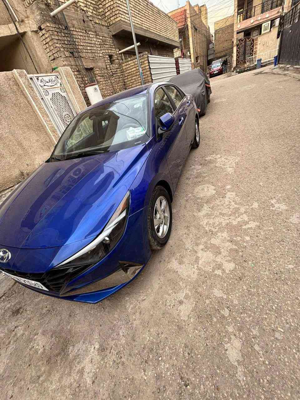 السلام عليكم
النترا موديل ٢٠٢٣ 
رقم اربيل بسمي 
مواصفات نص فول 
مكينه ٢٠٠٠ دوش كير AT 
ماشيه ٢٨كير مكينه تبريد كله وكاله 
العنوان بغداد حي اور
رقم الهاتف 
***********
السعر 145
