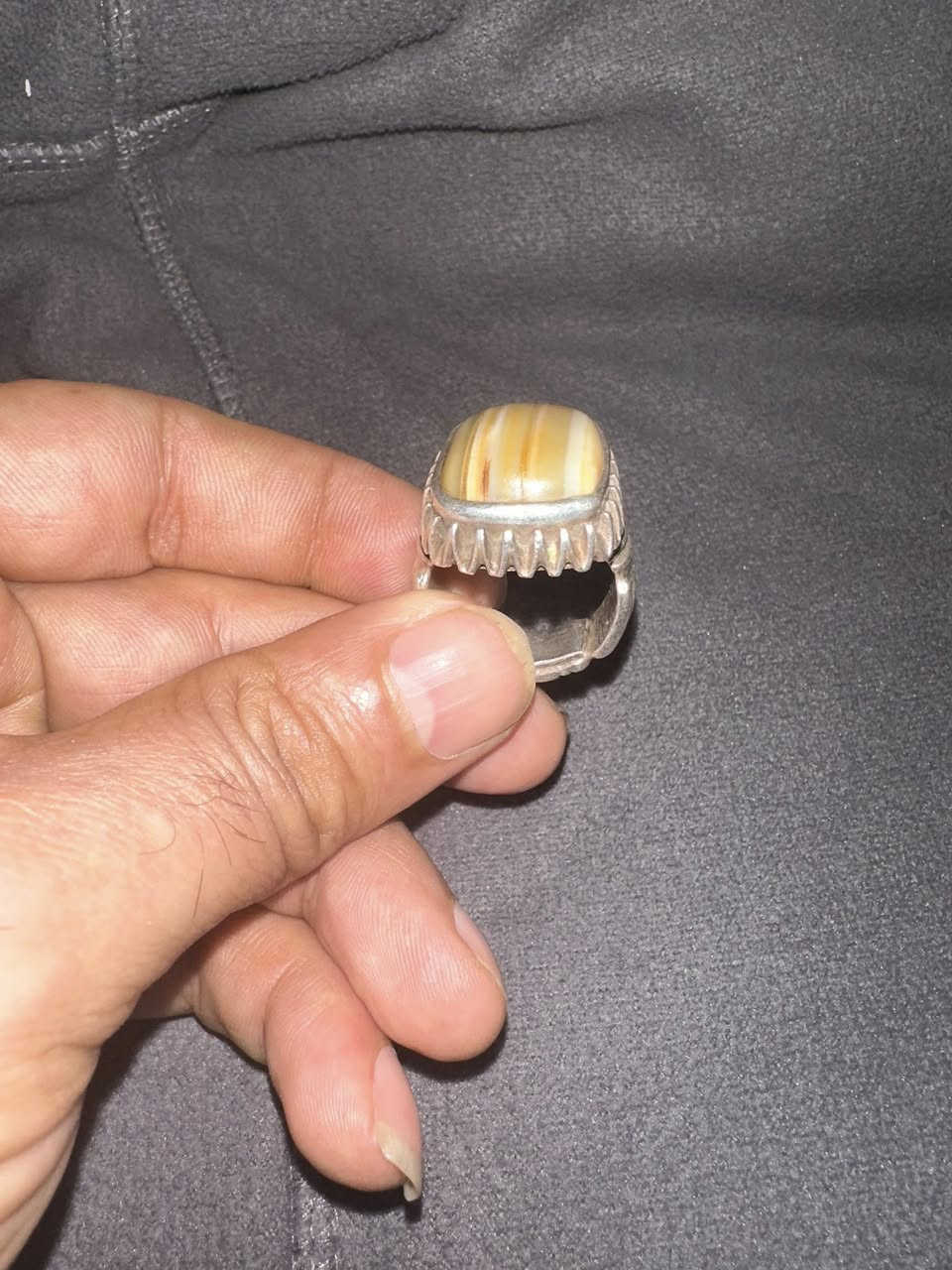 جزعه يمانيه صياغه وحجر قديم


**إذا كنت صاحب هذا الإعلان وتريد حذفه لأي سبب، رجاءا أرسل رسالة إلى الدعم الفني**