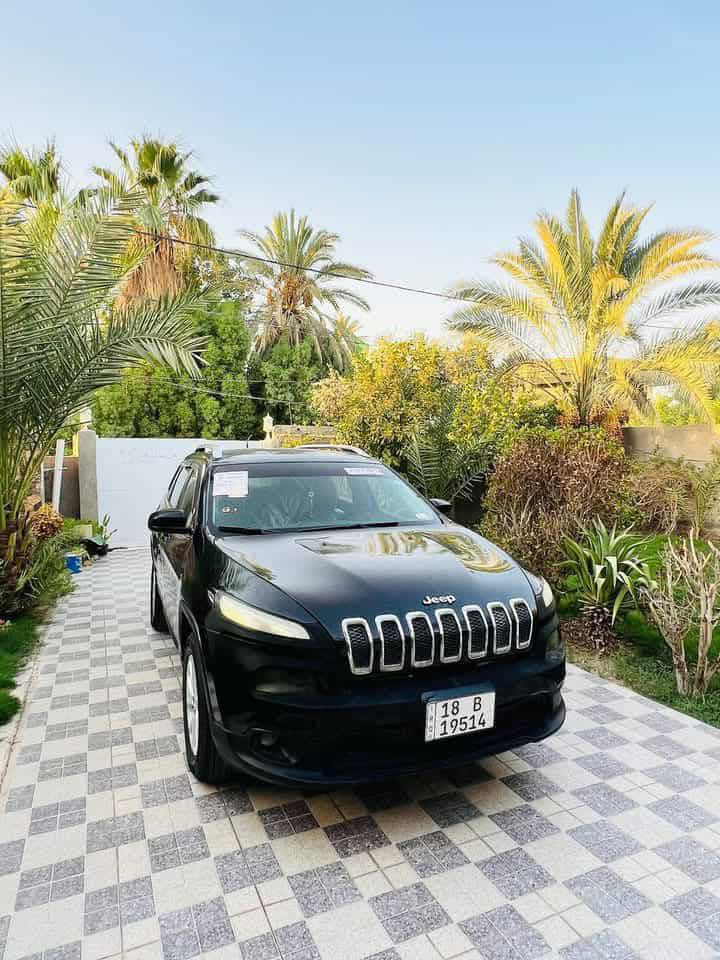 جيب شيروكي بزون موديل ١٨ كير ومكينه وتبريد جدد مواصفاتهه ٤ سلندر الفين وربعميه دوش دخول ذكي تشغيل عن بعد شاشه كامره تحكمات ستيرن مثبت سرعه بعد هواي بيهه مواصفات معروفه حادثهه ٣ قطع صبغ بدون دواخل مكفوله تكم والغود وشواصي رقم انكليزي بابل راعيهه ب بابل مراوس بفرق


**إذا كنت صاحب هذا الإعلان وتريد حذفه لأي سبب، رجاءا أرسل رسالة إلى الدعم الفني**