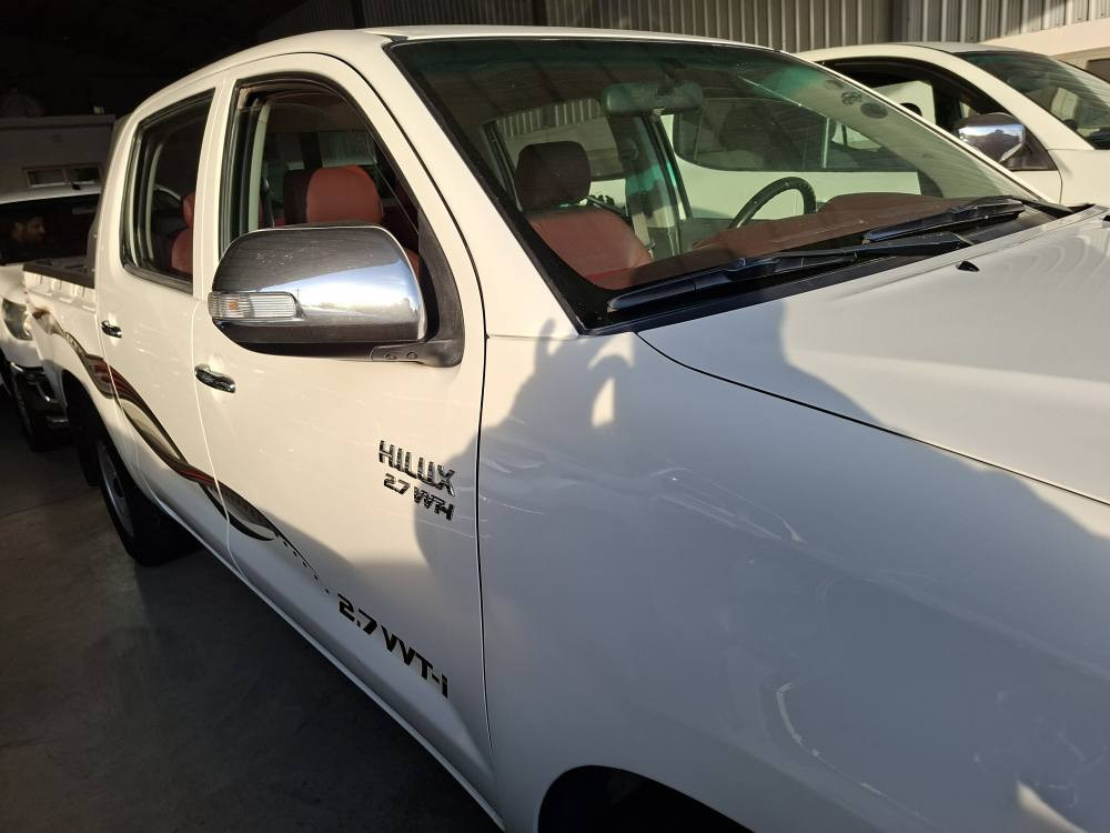 تيوت بيكب مرزي موديل ٢٠١٣  محرك ما مفتوح سنوي رقم حت ٢٠٢٨ بي شوي بارد بل بودي رقم موبايل ***********.  ***********.   سعر ١٨٨ كركوك, العراق
