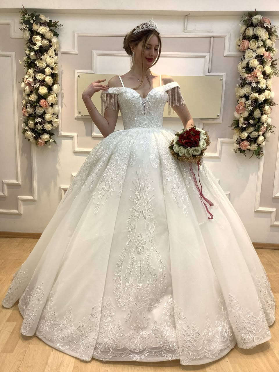 بدلات زواج جديد ماملبوس بالجبس اسعار مناسبه الشراي يتفضل للخاص


**إذا كنت صاحب هذا الإعلان وتريد حذفه لأي سبب، رجاءا أرسل رسالة إلى الدعم الفني**