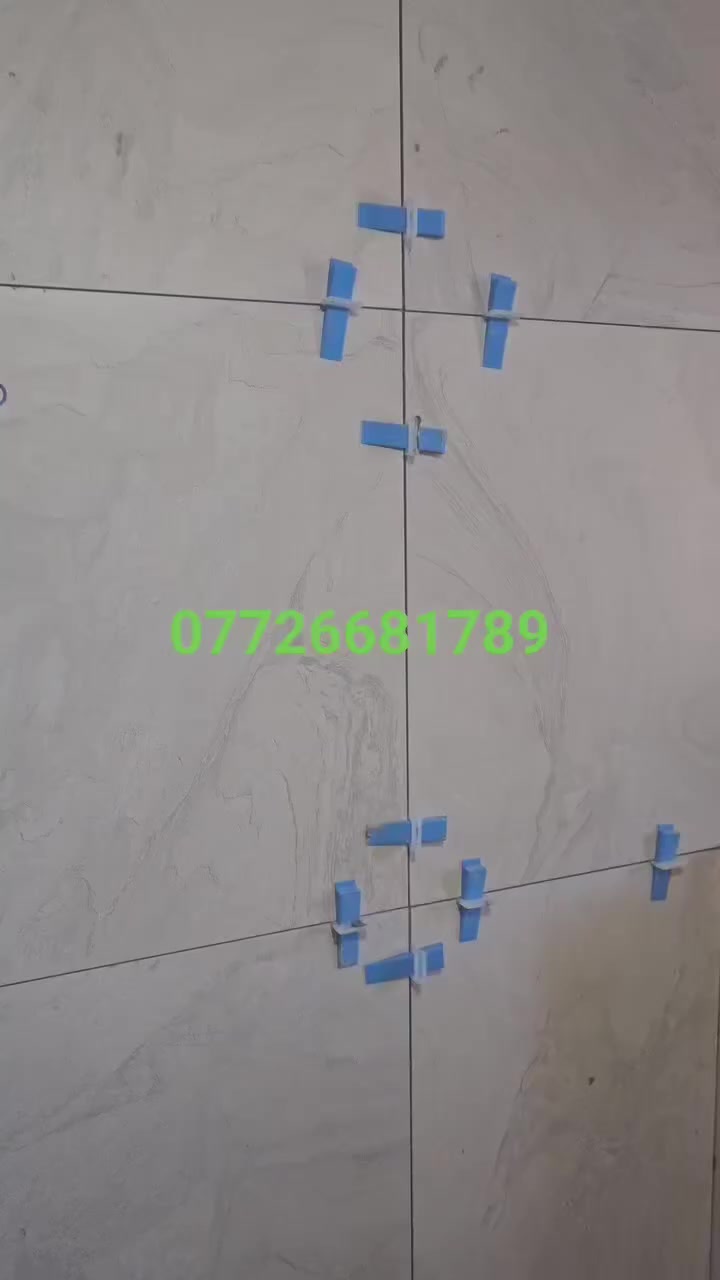 سلام عليكم
2خلفه تطبيگ سيراميك ارضيات مرمر بورسلين شغل درج 

لكافه العمل والترميم شغل درجه اولى

***********
