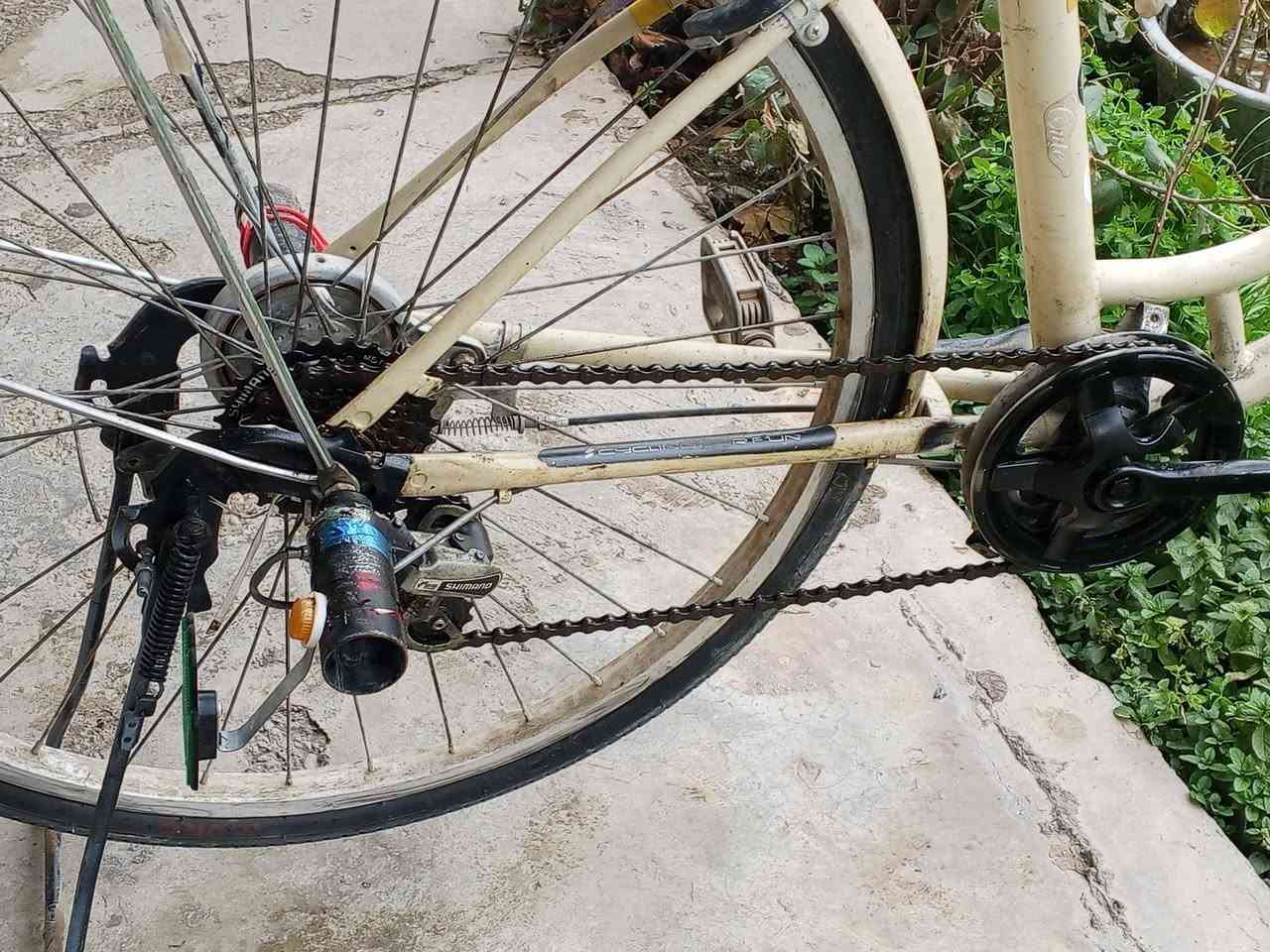 با يسكل يابانية حجم 26يشتغل حساس بايسكل جديد سيارات جداد منو أجد عال فيس الشراي يجي خاص السعر 80 بي مجال


**إذا كنت صاحب هذا الإعلان وتريد حذفه لأي سبب، رجاءا أرسل رسالة إلى الدعم الفني**