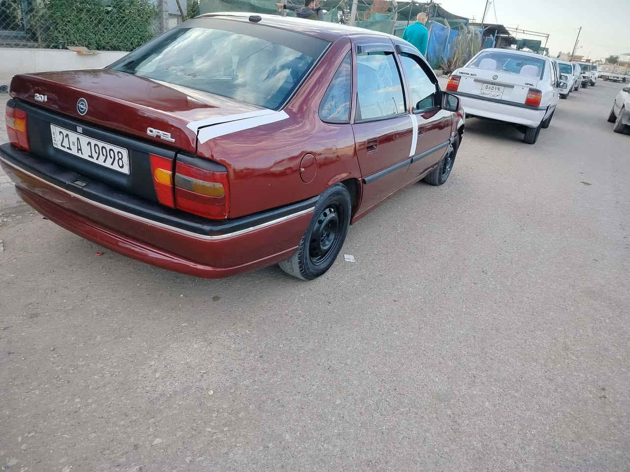 اوبل فكتره
حجم ٢٠ اوتماتيك موديل ١٩٩٤
سياره جهزه من كلشي دبل ارباك تبريد تفيه بلاد سياره فول  كهربائي سعر ٤٥ ورقه وبي مجال للشراي تعليق ما اجاوب *********** سياره احله من صوره شرط كلشي مكينه بلاد قبغ اسود
