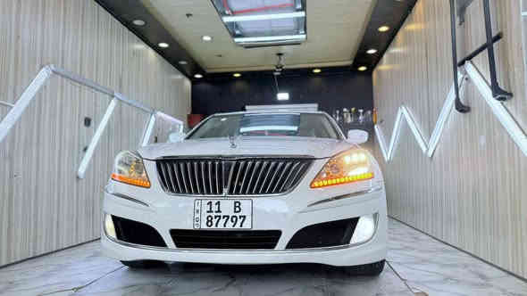 ٢٠١٣ بيها جاملغ خلفي مصبوغ ودعاميات 
فول مواصفات 
ماشية ١٣٠ الف 
***********
