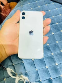 ايفون 11 • ١٢٨ • بطارية ٧٠٪