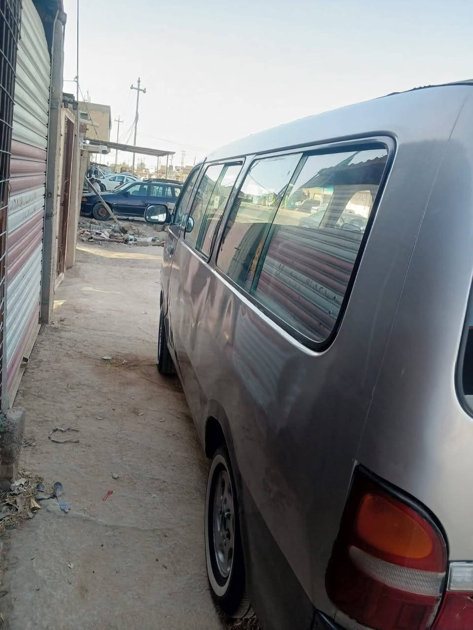 السلام عليكم سياره البيع مديل 99
مكينه وا كير وا اكسن مشروطات
سياره عليه غرامات
السعر 30 وبيه مجال
***********
