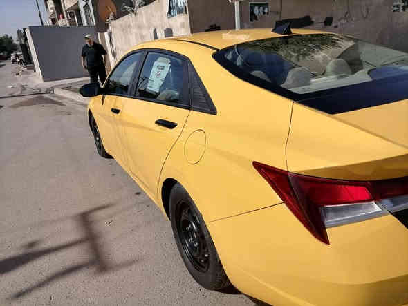 الانترا 23
وارد اميريكي 
نص فول ماعدا الفتحه ومقاعد جلد 
ورقم جديد بغداد 
وبيها منضومه غاز 
165 وبيها مجال بسيط 
للعلم التكمه مابيها شي هاي الجامه مكسوره بس مبينه بل التصوير مبينه اكو ضرر بل التكمه 
استفسار ***********
